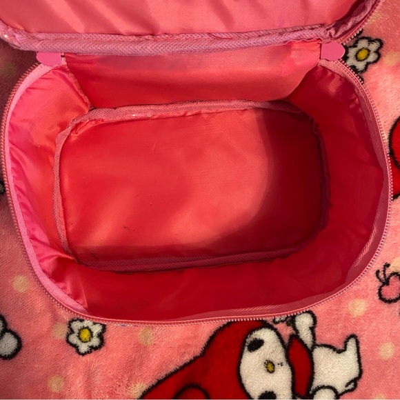 🍭 Vintage Hello Kitty Striped Candy Bubblegum Makeup Bag - Picture 7 of 7